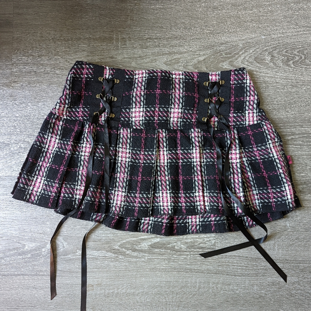 Rare ! Vintage Tripp NYC mini skirt